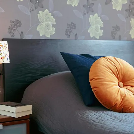 Plac Konstytucji 6 Grey - Bezplatny Garaz Podziemny - Free Parking - Dla 4 Osob *