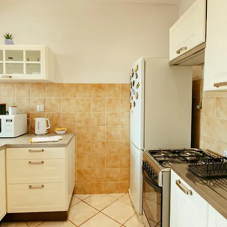 Plac Konstytucji 6 Grey - Bezplatny Garaz Podziemny - Free Parking - Dla 4 Osob ורשה