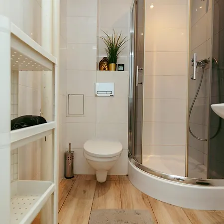 דירה Plac Konstytucji 6 Grey - Bezplatny Garaz Podziemny - Free Parking - Dla 4 Osob