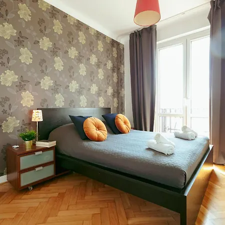 Plac Konstytucji 6 Grey - Bezplatny Garaz Podziemny - Free Parking - Dla 4 Osob * ורשה