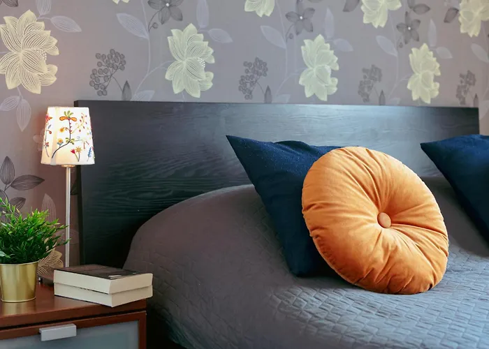 Plac Konstytucji 6 Grey - Bezplatny Garaz Podziemny - Free Parking - Dla 4 Osob *