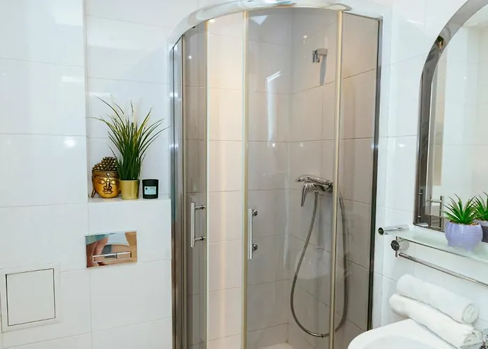 Διαμέρισμα Plac Konstytucji 6 Grey - Bezplatny Garaz Podziemny - Free Parking - Dla 4 Osob *