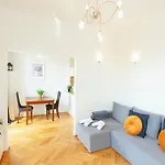 Plac Konstytucji 6 Grey - Bezplatny Garaz Podziemny - Free Parking - Dla 4 Osob * وارسو